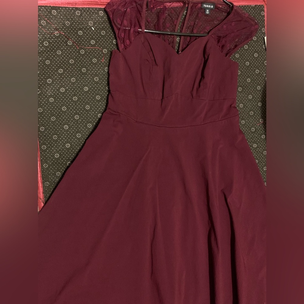 NWOT Torrid Burgundy Lace Prom Dress